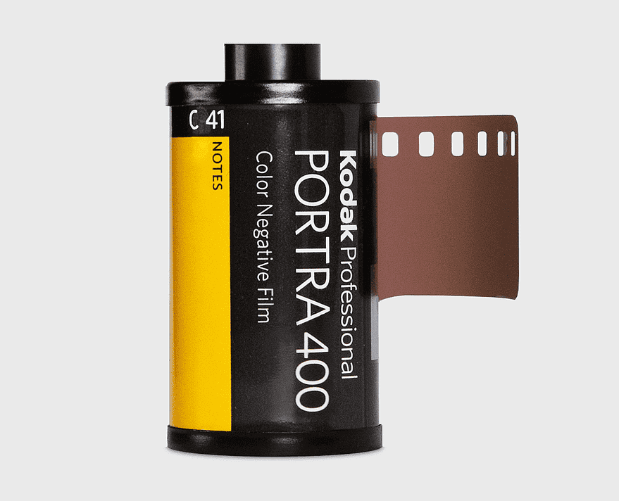 Kodak Portra 400, 35mm film roll, C41 process film, analog graphy, film graphy equipment, professional color film, vintage camera supplies